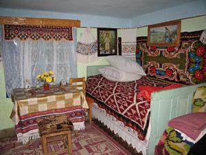 The guest room of a friendly shepherd by the lake Colibita