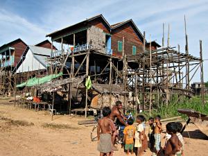 A high rising house in Kompong Khleang.